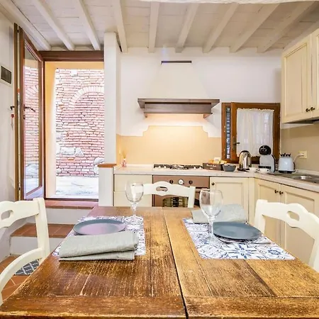 Vicolo Curtatone 30 Holiday home *