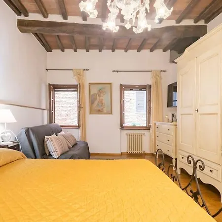 Vicolo Curtatone 30 Holiday home
