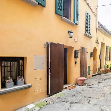Vicolo Curtatone 30